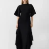 Abito in maglia Mistral Abito drappeggiato a maniche corte Abito in maglia Mistral Abito drappeggiato a maniche corte