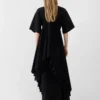 Abito in maglia Mistral Abito drappeggiato a maniche corte Abito in maglia Mistral Abito drappeggiato a maniche corte