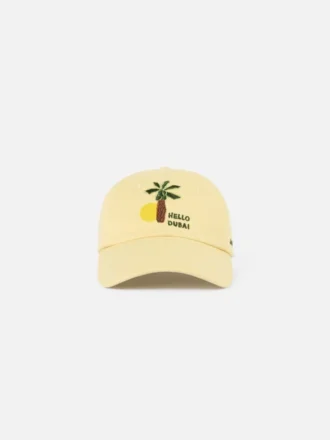 Cappellino da baseball Hello Dubai Cappellino con logo – in vendita esclusivamente online e nei nostri punti vendita negli Emirati Arabi Uniti Cappellino da baseball Hello Dubai Cappellino con logo – in vendita esclusivamente online e nei nostri punti vendita negli Emirati Arabi Uniti