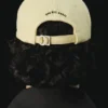 Cappellino da baseball Hello Dubai Cappellino con logo – in vendita esclusivamente online e nei nostri punti vendita negli Emirati Arabi Uniti Cappellino da baseball Hello Dubai Cappellino con logo – in vendita esclusivamente online e nei nostri punti vendita negli Emirati Arabi Uniti