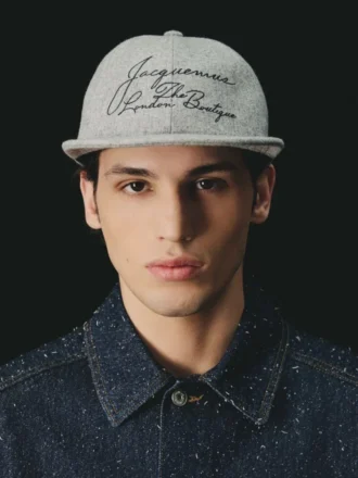 Cappellino The London Corgi Cappellino con logo – in vendita esclusivamente online e nella nostra boutique di Londra Cappellino The London Corgi Cappellino con logo – in vendita esclusivamente online e nella nostra boutique di Londra