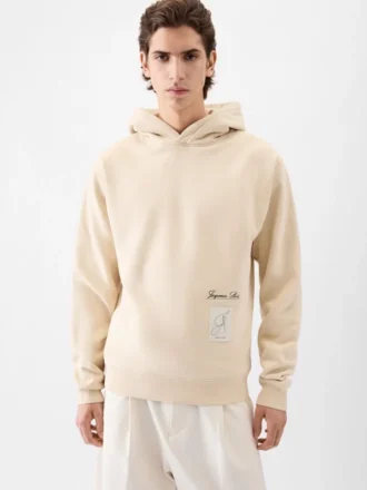 Felpa con cappuccio Montaigne Felpa con cappuccio e logo – in vendita esclusivamente online e nel nostro negozio di Parigi