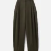 I pantaloni da uomo Pantaloni con pinces I pantaloni da uomo Pantaloni con pinces