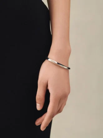 Il bracciale Tourni Bracciale intrecciato Il bracciale Tourni Bracciale intrecciato