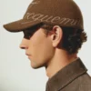 Il cappellino da baseball Atelier Cappellino da baseball con logo jacquard Il cappellino da baseball Atelier Cappellino da baseball con logo jacquard