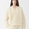 Il cardigan Nuvola Cardigan con bottoni in mohair