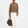 Il maglione Nuvola Maglione in mohair con collo rotondo Il maglione Nuvola Maglione in mohair con collo rotondo