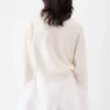 Il maglione ricamato Maglione in maglia ricamata Il maglione ricamato Maglione in maglia ricamata