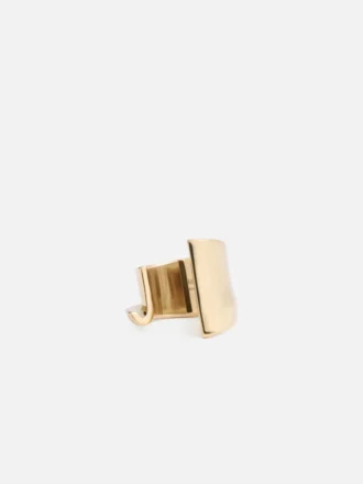 L’anello J Anello “J” scolpito L’anello J Anello “J” scolpito