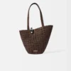 La borsa a secchiello asimmetrica Bambola Medium La borsa a secchiello asimmetrica Bambola Medium