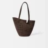 La borsa a secchiello asimmetrica Bambola Medium La borsa a secchiello asimmetrica Bambola Medium