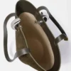 La borsa a secchiello asimmetrica Bambola Medium La borsa a secchiello asimmetrica Bambola Medium