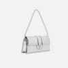 La borsa lunga Bambino Long con patta metallica