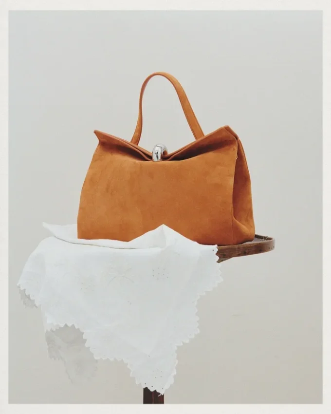 La borsa pieghettata Valérie La borsa pieghettata Valérie