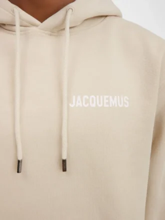 La felpa JACQUEMUS Felpa con cappuccio