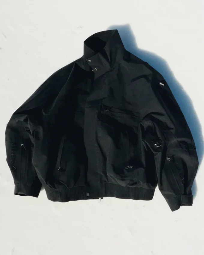 La giacca in Gore-Tex Giacca 2 in 1 in Gore-Tex Jacquemus + Nike – Collaborazione Jacquemus + Nike