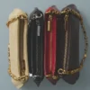 La piccola Bisou Chaine Small borsa a tracolla