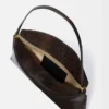 La pochette Ovalo Borsa a tracolla pieghettata