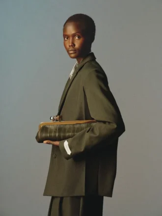La pochette Salon Borsa con chiusura lunga