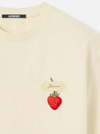La t-shirt con le fragole T-shirt con logo e toppa con fragole