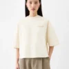 La t-shirt Corto T-shirt boxy ricamata La t-shirt Corto T-shirt boxy ricamata