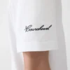 La t-shirt Courchevel High Altitude Club T-shirt con logo a maniche corte – venduta esclusivamente online e nella nostra boutique di Courchevel La t-shirt Courchevel High Altitude Club T-shirt con logo a maniche corte – venduta esclusivamente online e nella nostra boutique di Courchevel