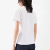 La t-shirt J T-shirt ricamata La t-shirt J T-shirt ricamata