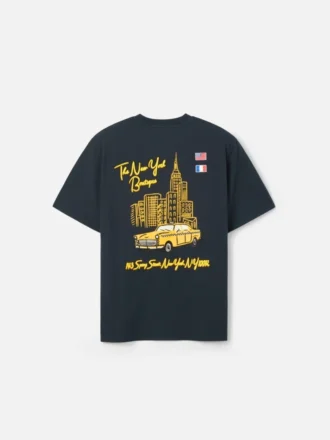 la t shirt nyc cab t shirt a maniche corte con logo in vendita esclusivamente online e nella nostra boutique di new york 2 330x440 - La t-shirt NYC Cab T-shirt a maniche corte con logo - in vendita esclusivamente online e nella nostra boutique di New York