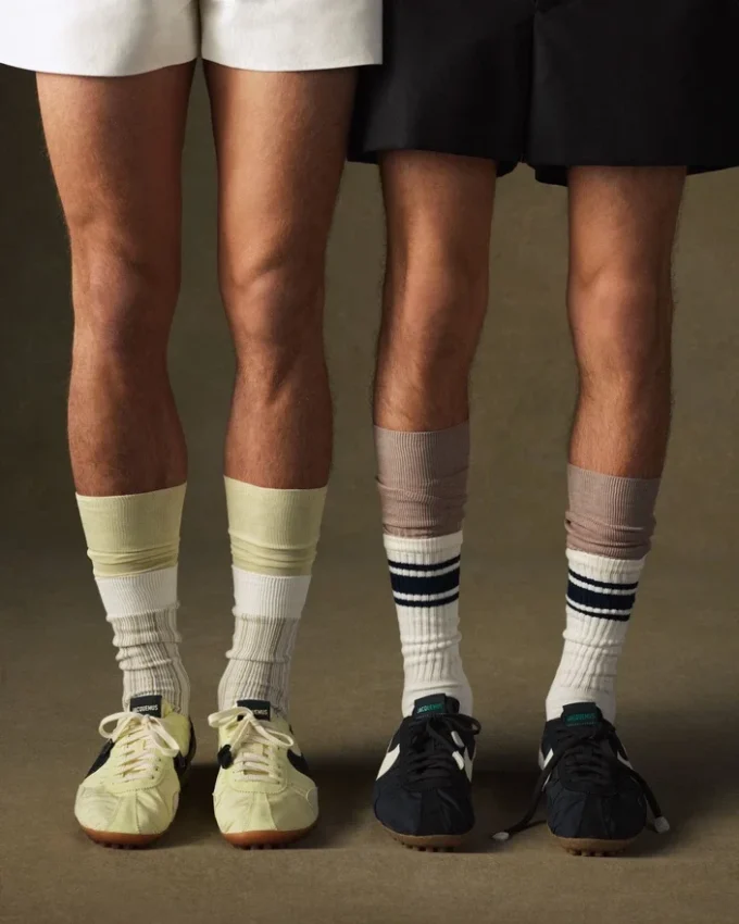 Moon Shoe Jacquemus + Nike Sneakers unisex Moon Shoes – Collaborazione Jacquemus + Nike Moon Shoe Jacquemus + Nike Sneakers unisex Moon Shoes – Collaborazione Jacquemus + Nike