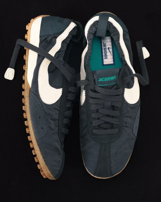 Moon Shoe Jacquemus + Nike Sneakers unisex Moon Shoes – Collaborazione Jacquemus + Nike Moon Shoe Jacquemus + Nike Sneakers unisex Moon Shoes – Collaborazione Jacquemus + Nike