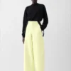Pantaloni sartoriali in Gore-Tex JACQUEMUS + Nike Pantaloni sartoriali in Gore-Tex – Collaborazione JACQUEMUS + Nike Pantaloni sartoriali in Gore-Tex JACQUEMUS + Nike Pantaloni sartoriali in Gore-Tex – Collaborazione JACQUEMUS + Nike