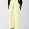 Pantaloni sartoriali in Gore-Tex JACQUEMUS + Nike Pantaloni sartoriali in Gore-Tex – Collaborazione JACQUEMUS + Nike Pantaloni sartoriali in Gore-Tex JACQUEMUS + Nike Pantaloni sartoriali in Gore-Tex – Collaborazione JACQUEMUS + Nike
