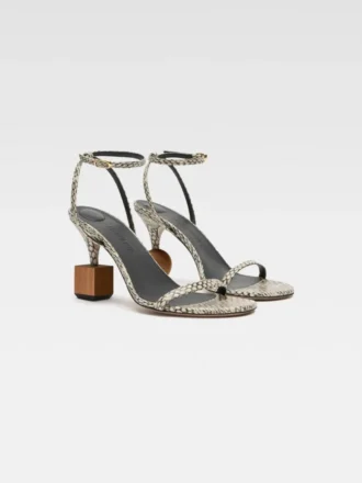 Sandali Bisou Sandali con tacco geometrico Sandali Bisou Sandali con tacco geometrico