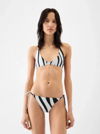 Il top bikini Isola Top bikini a triangolo