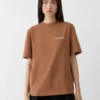 T-shirt Bonjour Korea T-shirt con logo – in vendita esclusivamente online e nei nostri punti vendita in Corea del Sud T-shirt Bonjour Korea T-shirt con logo – in vendita esclusivamente online e nei nostri punti vendita in Corea del Sud
