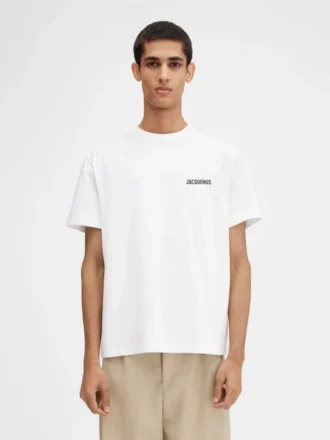T-shirt con indirizzo di Los Angeles T-shirt a maniche corte con indirizzo e logo stampati – Venduta esclusivamente online e nel nostro negozio di Los Angeles T-shirt con indirizzo di Los Angeles T-shirt a maniche corte con indirizzo e logo stampati – Venduta esclusivamente online e nel nostro negozio di Los Angeles