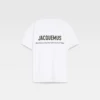 T-shirt con indirizzo di Los Angeles T-shirt a maniche corte con indirizzo e logo stampati – Venduta esclusivamente online e nel nostro negozio di Los Angeles T-shirt con indirizzo di Los Angeles T-shirt a maniche corte con indirizzo e logo stampati – Venduta esclusivamente online e nel nostro negozio di Los Angeles