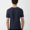 T-shirt Gio T-shirt a maniche corte con toppa ricamata T-shirt Gio T-shirt a maniche corte con toppa ricamata