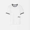 T-shirt Gio T-shirt a maniche corte con toppa ricamata T-shirt Gio T-shirt a maniche corte con toppa ricamata